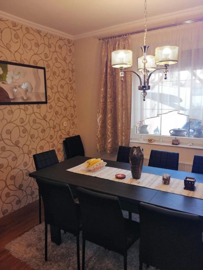 Elza Apartman Makó Exteriör bild